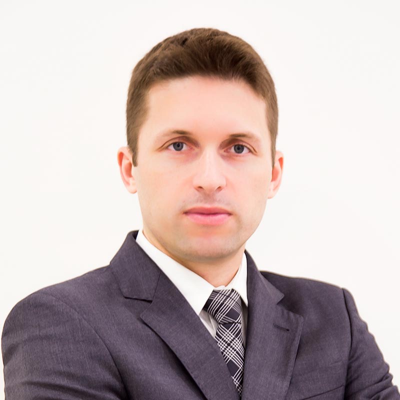 Dr. Adriano Caldart
